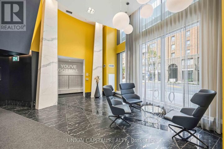 Property Photo: 121 Lower Sherbourne Street 647 ON M5A 0W8