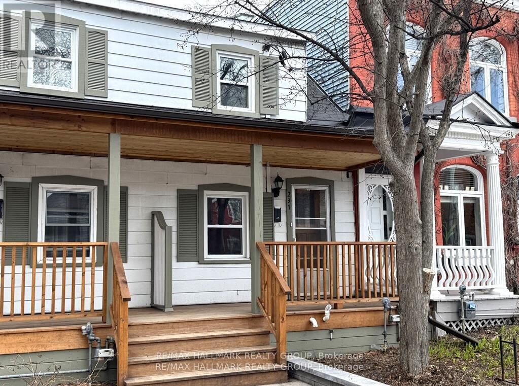 Property Photo:  231 St Andrew Street  ON K1N 5G5 