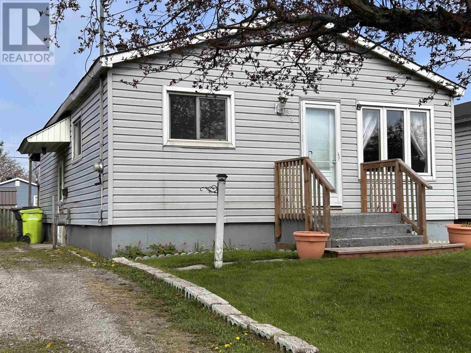 Property Photo:  89 Pittsburgh Ave  ON P6C 5A9 