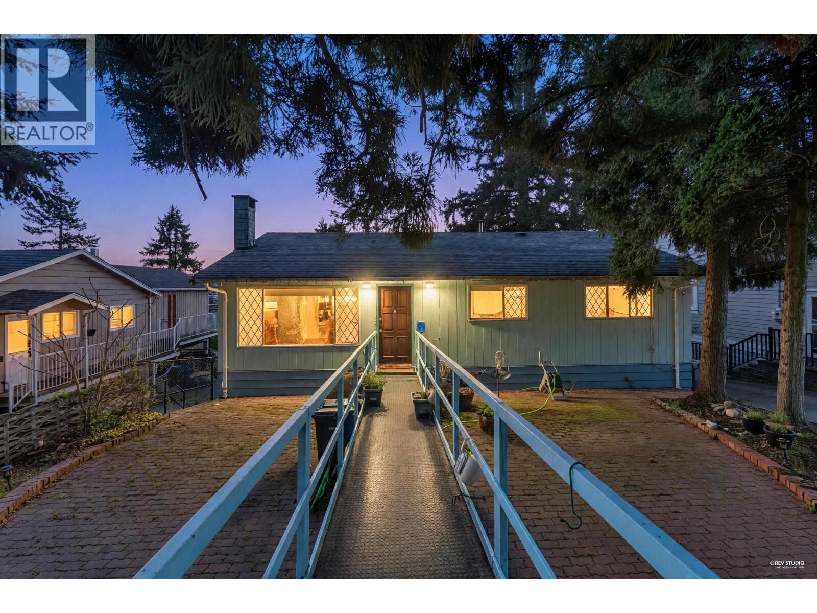 Property Photo:  1144 Rochester Avenue  BC V3K 2X4 