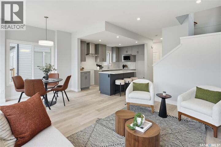 Property Photo:  266 Kostiuk Crescent  SK S7V 2A3 