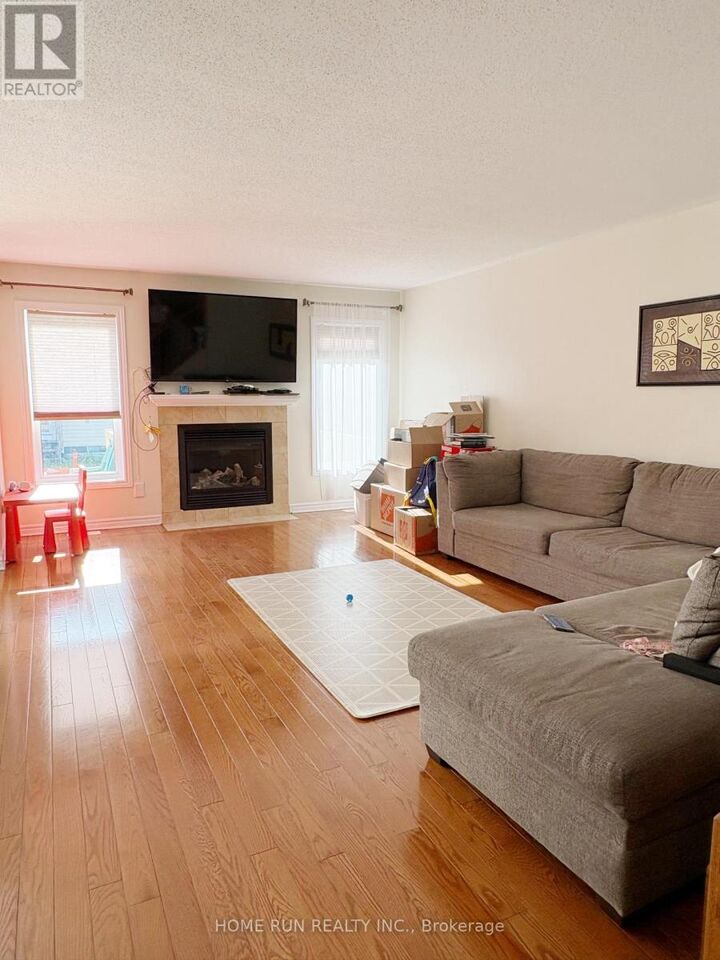 Property Photo: 106 Akita Walk ON K2J 3T8