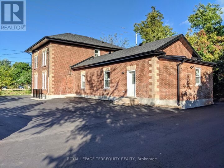 Property Photo:  44 Main Street North 1  ON L7J 1W2 