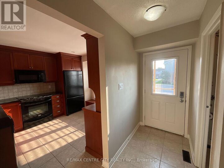 Property Photo: 89 Highview Avenue 39 ON N6C 5V8