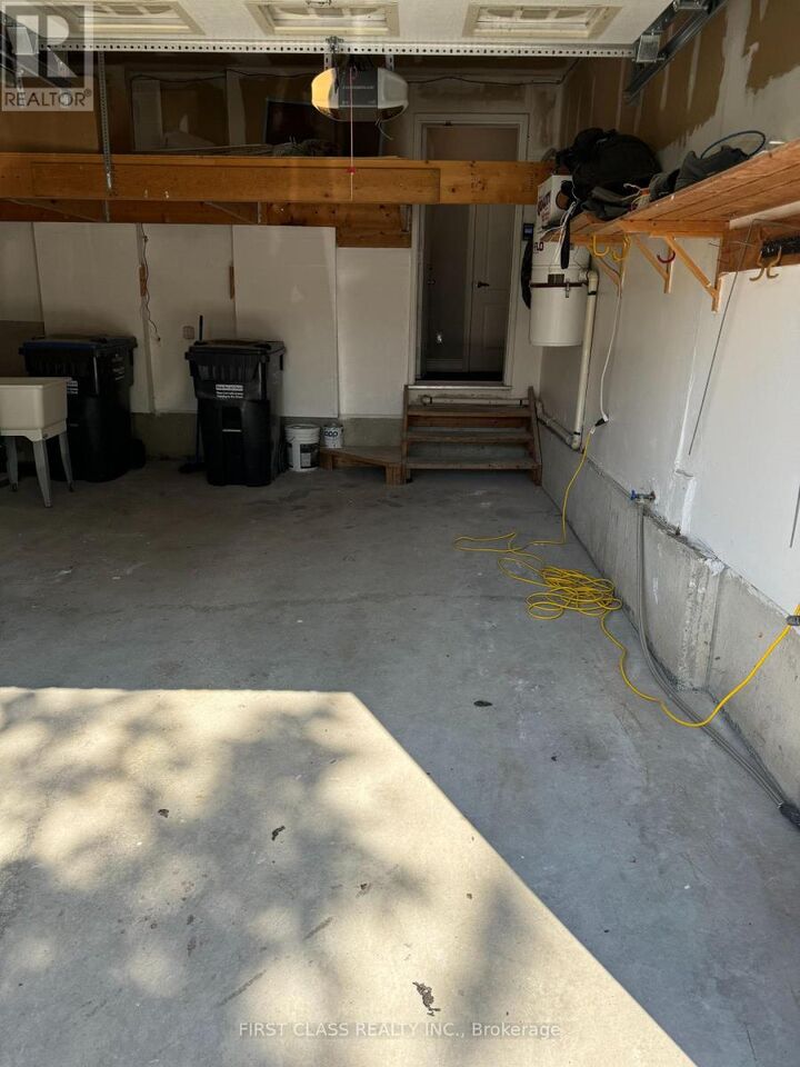 Property Photo:  3162 Caulfield Crescent Basemen  ON L5M 6J8 