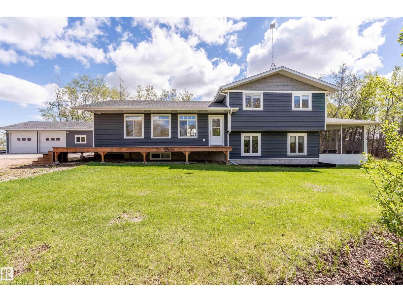 Property Photo: 60119 RR 473 AB T9N 0H1