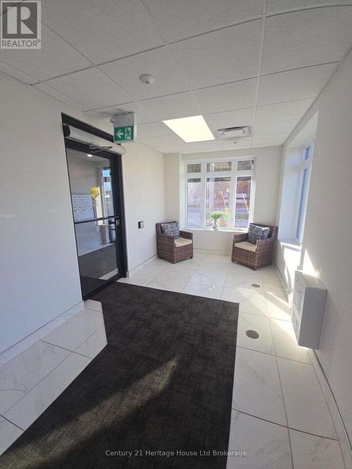 Photo de la propriété: 71 Metcalf Street 401 ON N4S 3E9