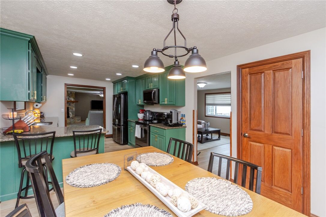 Property Photo: 5183 S Rangeline Road OH 45383