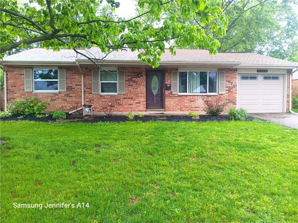 Property Photo:  1655 Saratoga Drive  OH 45373 