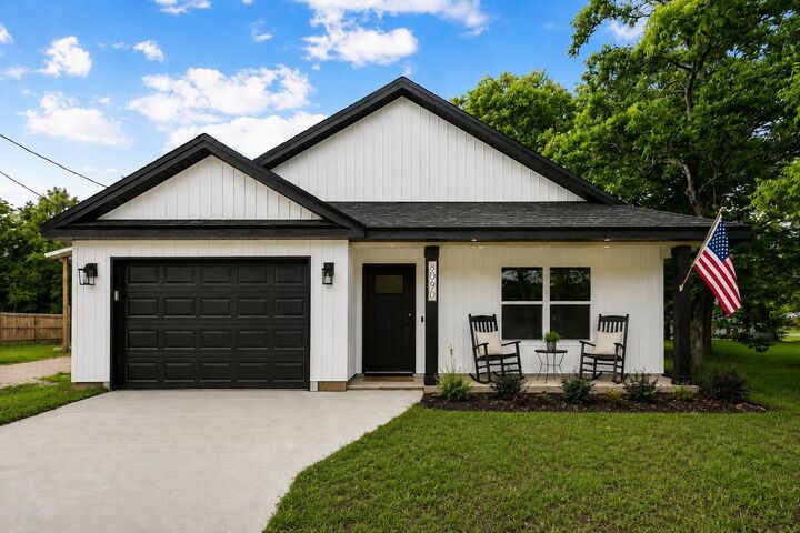 Property Photo:  8090 3rd Street  FL 32567 