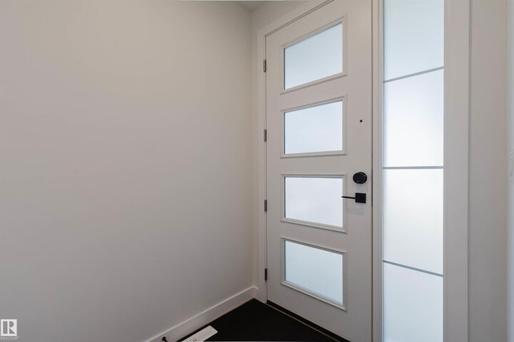 Property Photo: 211 Edgemont Green NW AB T6M 3J6