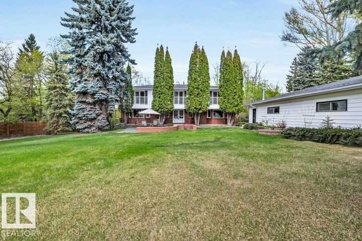 260 Windermere Drive NW — photo 1