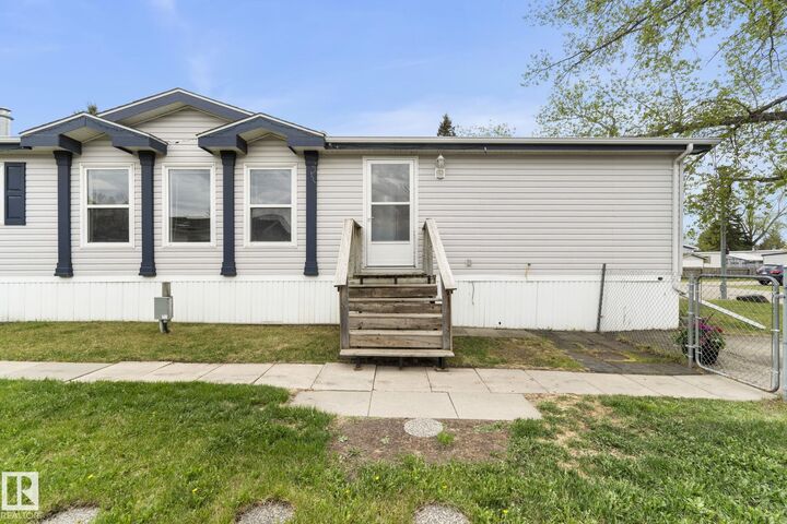 Property Photo: 49 Rim Road NW AB T6P 1C4