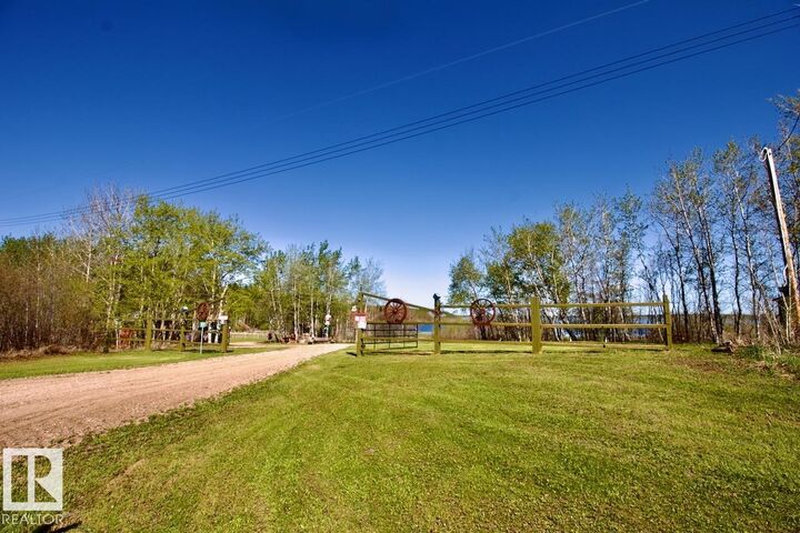 Property Photo: 519 59201 Range Road 95 AB T0A 3A0