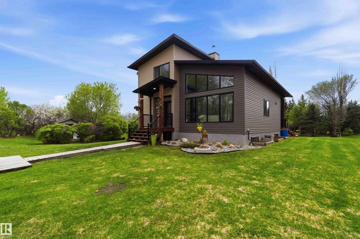 Property Photo:  2011 Twp Road 510 11  AB T7Y 2N4 