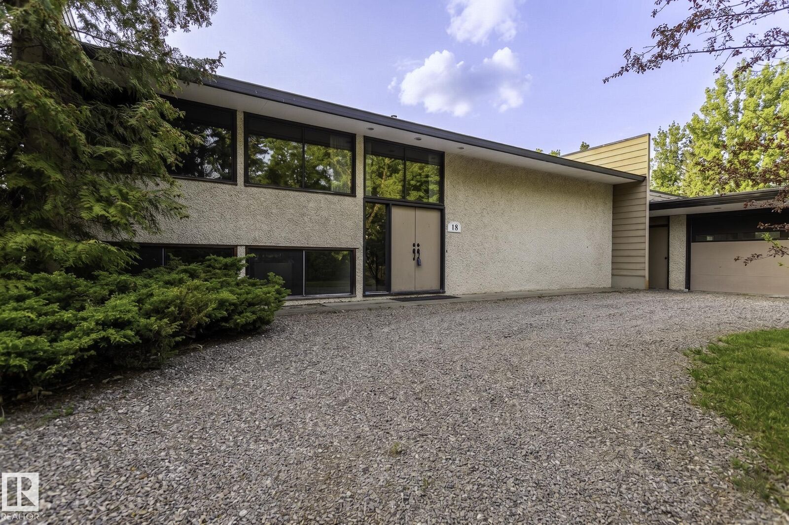 Property Photo:  18 55305 Range Rd 242  AB T8T 1Y1 