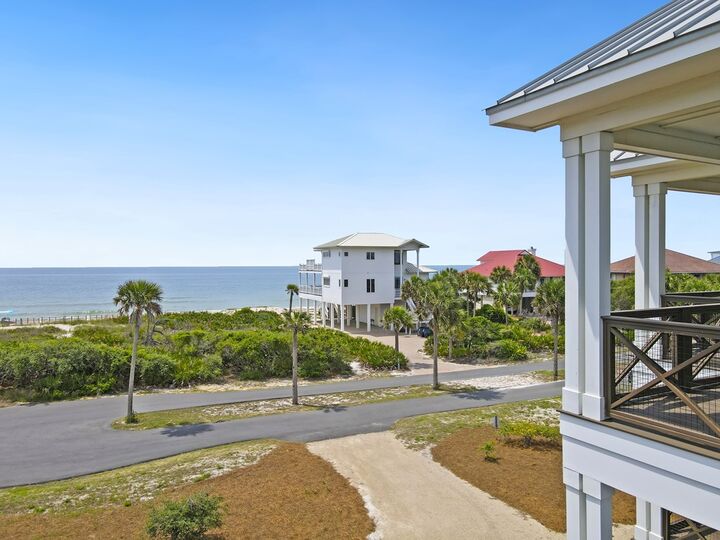 Property Photo: 2008 Sea Fern Way FL 32328