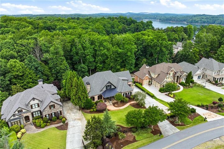 Property Photo: 6855 Bragg Road GA 30041