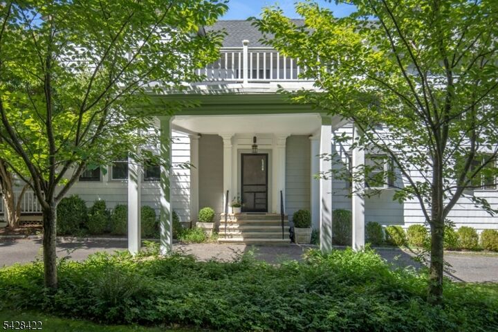 Property Photo:  270 Mendham Rd  NJ 07924 