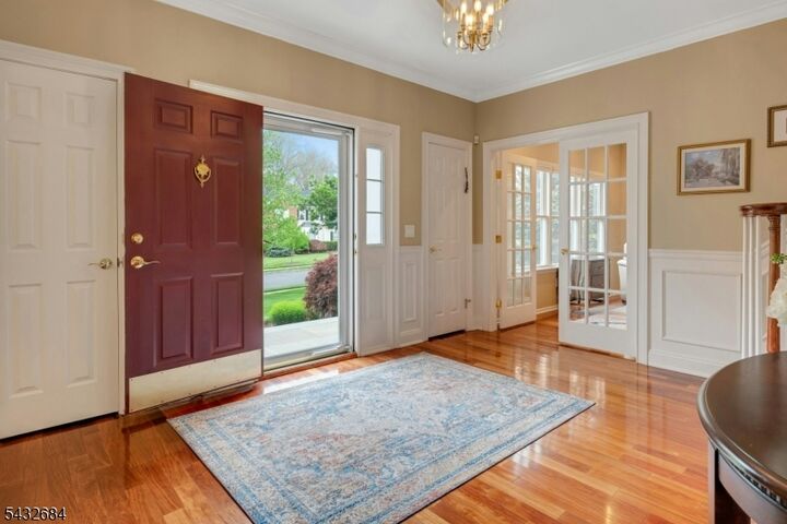 Property Photo:  26 Rainbow Dr  NJ 07946 