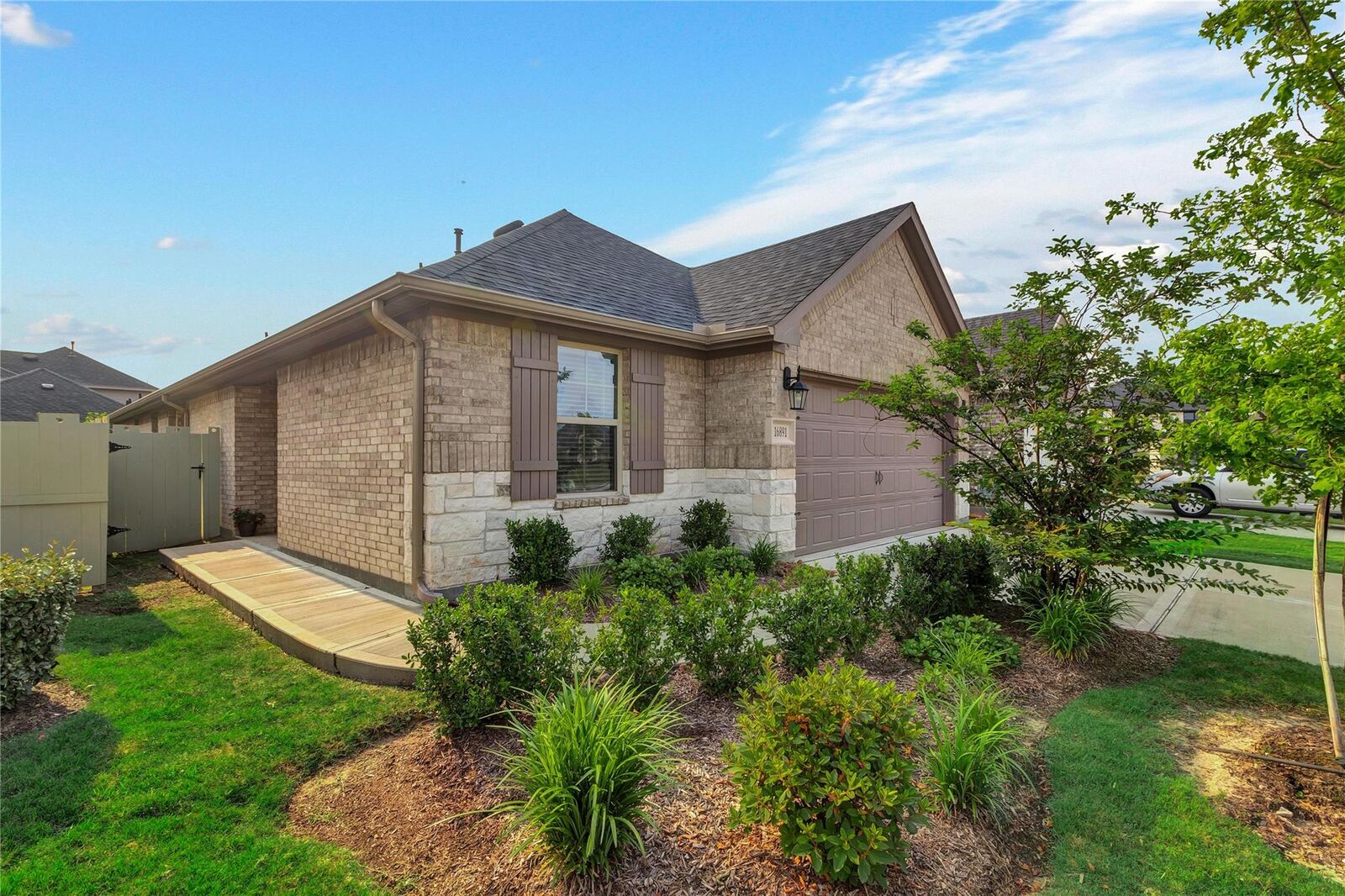 Property Photo: 16891 Pink Wintergreen Drive TX 77385
