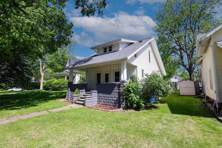 Property Photo: 405 E Van Buren Street IN 46725