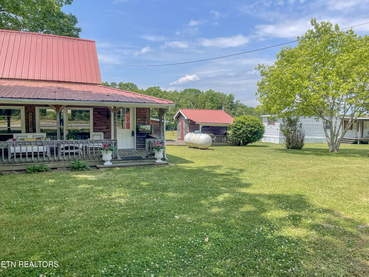 Property Photo:  1960 Leffle Webb Rd  TN 38572 