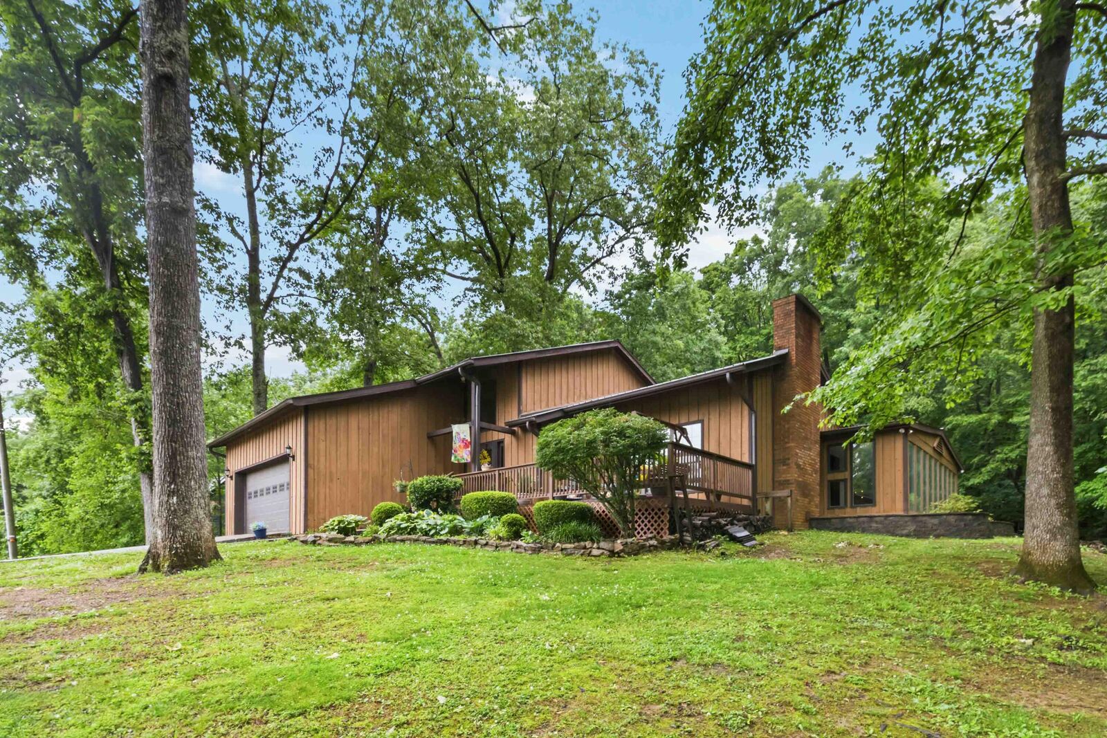 Property Photo:  230 Whispering Oaks Drive  KY 42503 