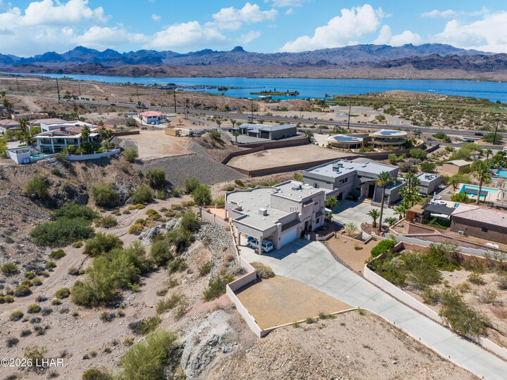 Property Photo:  670 Pena Ln  AZ 86406 