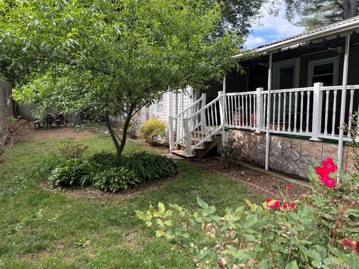 Property Photo: 136 Quaker Rd Trailer Park NY 10970