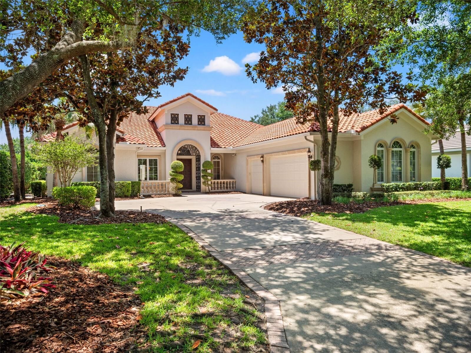 Property Photo:  9340 Thurloe Place  FL 32827 