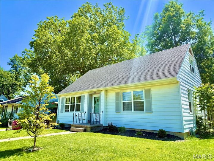 Property Photo:  1306 Pollock Road  MO 65265 
