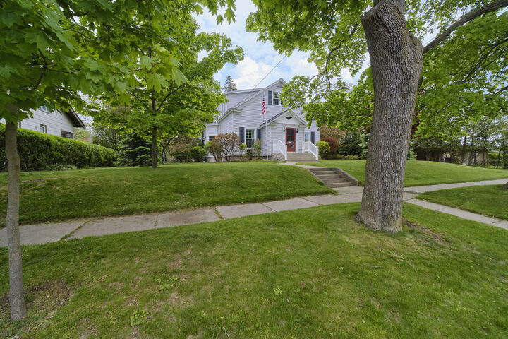 Property Photo:  513 Oak Street  MI 49660 