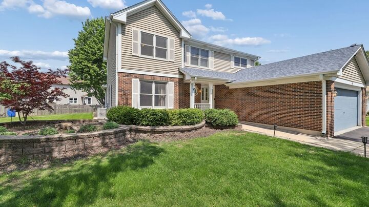Property Photo:  6 Boulder Ridge Court  IL 60490 