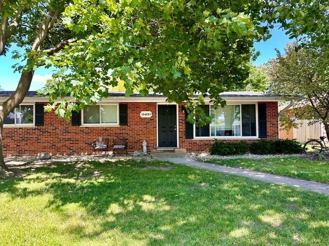 Property Photo: 10408 Cindy Jo Avenue B IL 60142