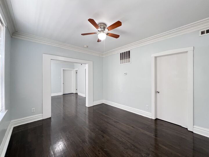Property Photo: 8856 S Lowe Avenue 2R IL 60620