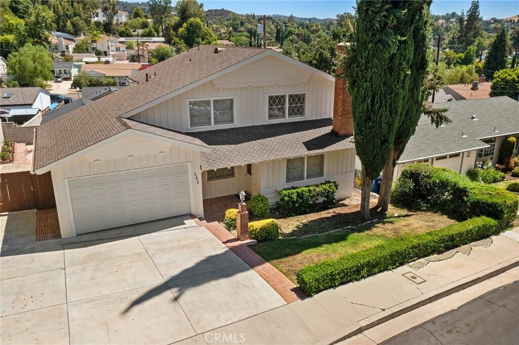 Property Photo: 21816 Providencia Street CA 91364