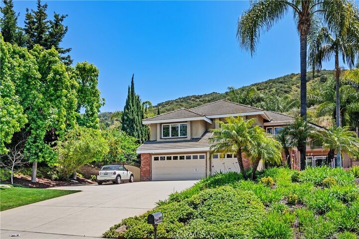 Property Photo:  822 Spring Canyon Place  CA 91320 
