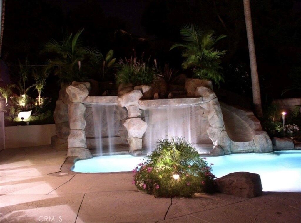 Property Photo:  1085 Goldenrose  CA 90731 