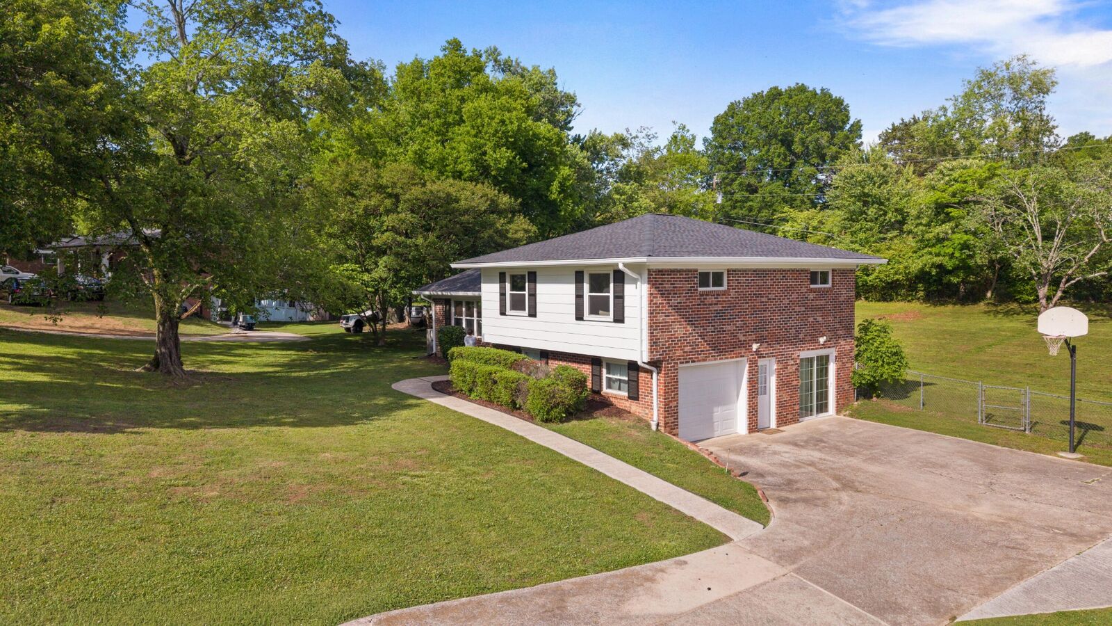Property Photo:  2414 Standifer Gap Road  TN 37421 