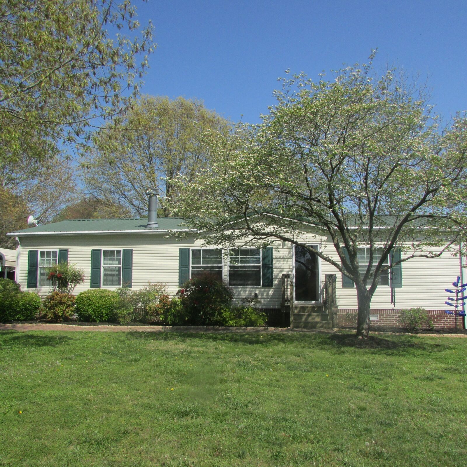 Property Photo: 75 Snell Rd TN 38456