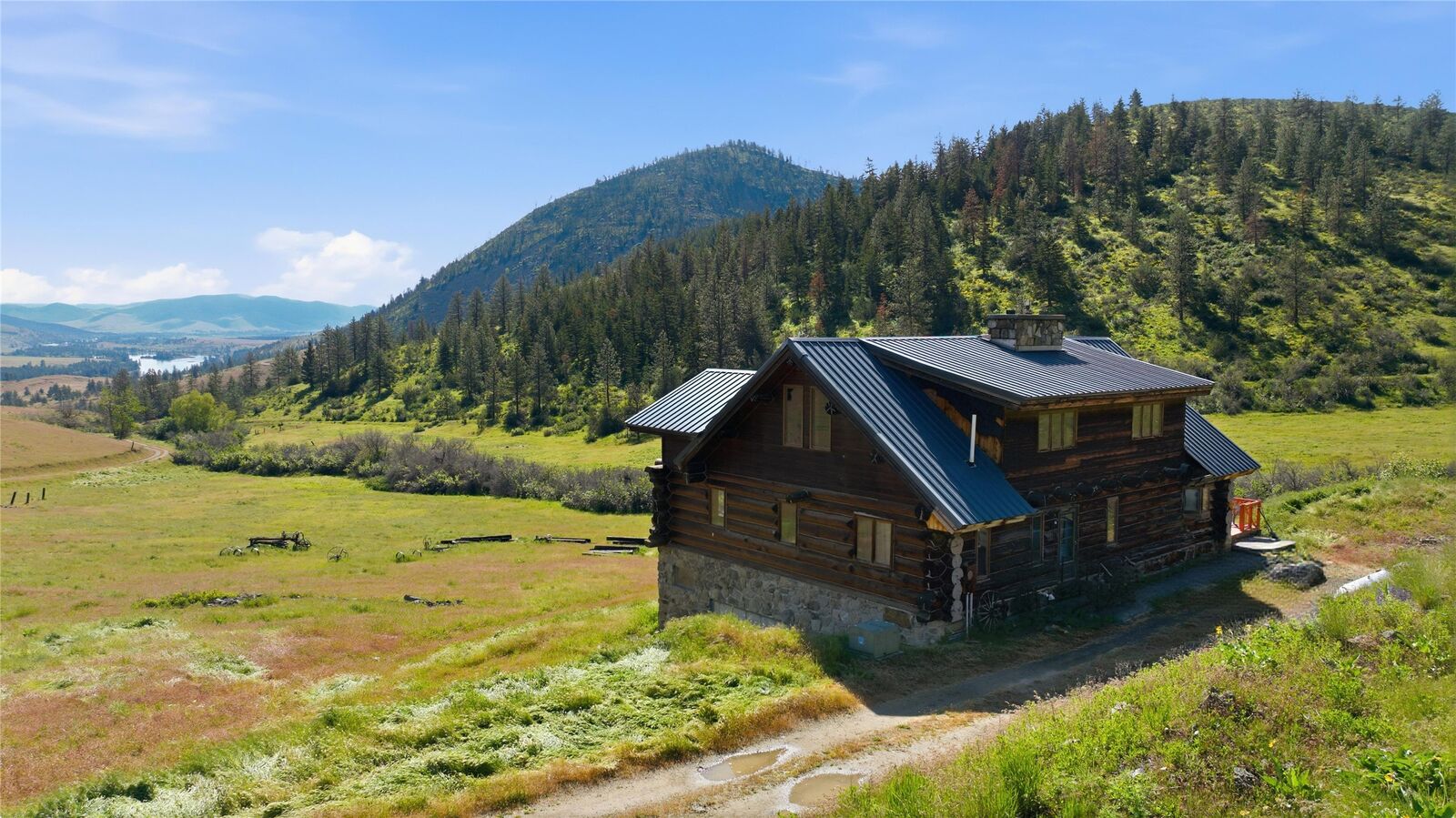 Property Photo: 54 W Magpie Creek Road MT 59831