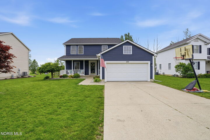 Property Photo:  200 S Sullivan Drive  OH 43525 