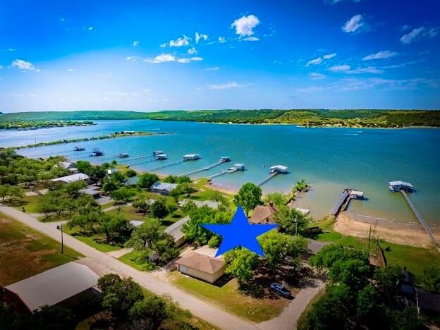 Property Photo: 4447 Chapel Road TX 76450