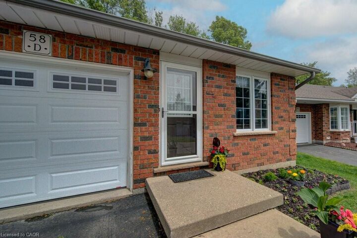 Property Photo: 58D Harris Avenue ON N3R 2E9