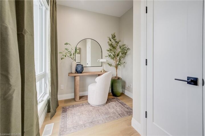 Property Photo: 210 Heritage Drive Main ON N2B 3J6