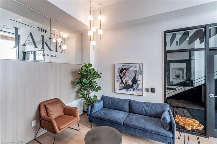 Property Photo:  101 Golden Eagle Road 517  ON N2V 1C3 