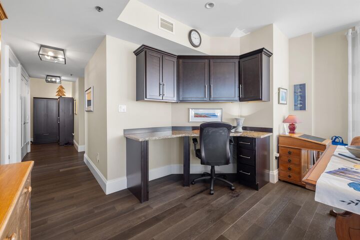 Property Photo:  41 Richmond Street 501  PE C1A 1H6 