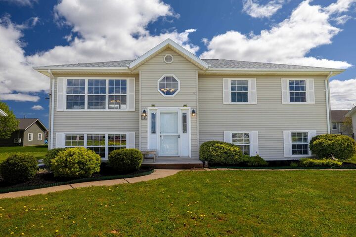 Property Photo:  Kenwood Circle 88  PE C1E 1Z8 