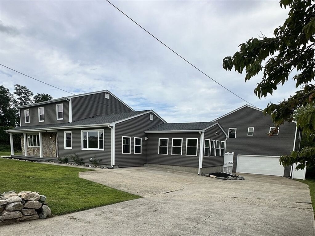 Property Photo: 36 Kinnicutt Ave RI 02885